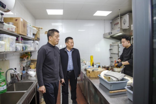 省科教中心开展清明节前消防安全检查
