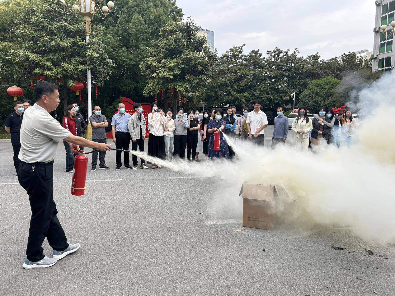 南阳市审计局开展消防安全警示培训和应急疏散演练