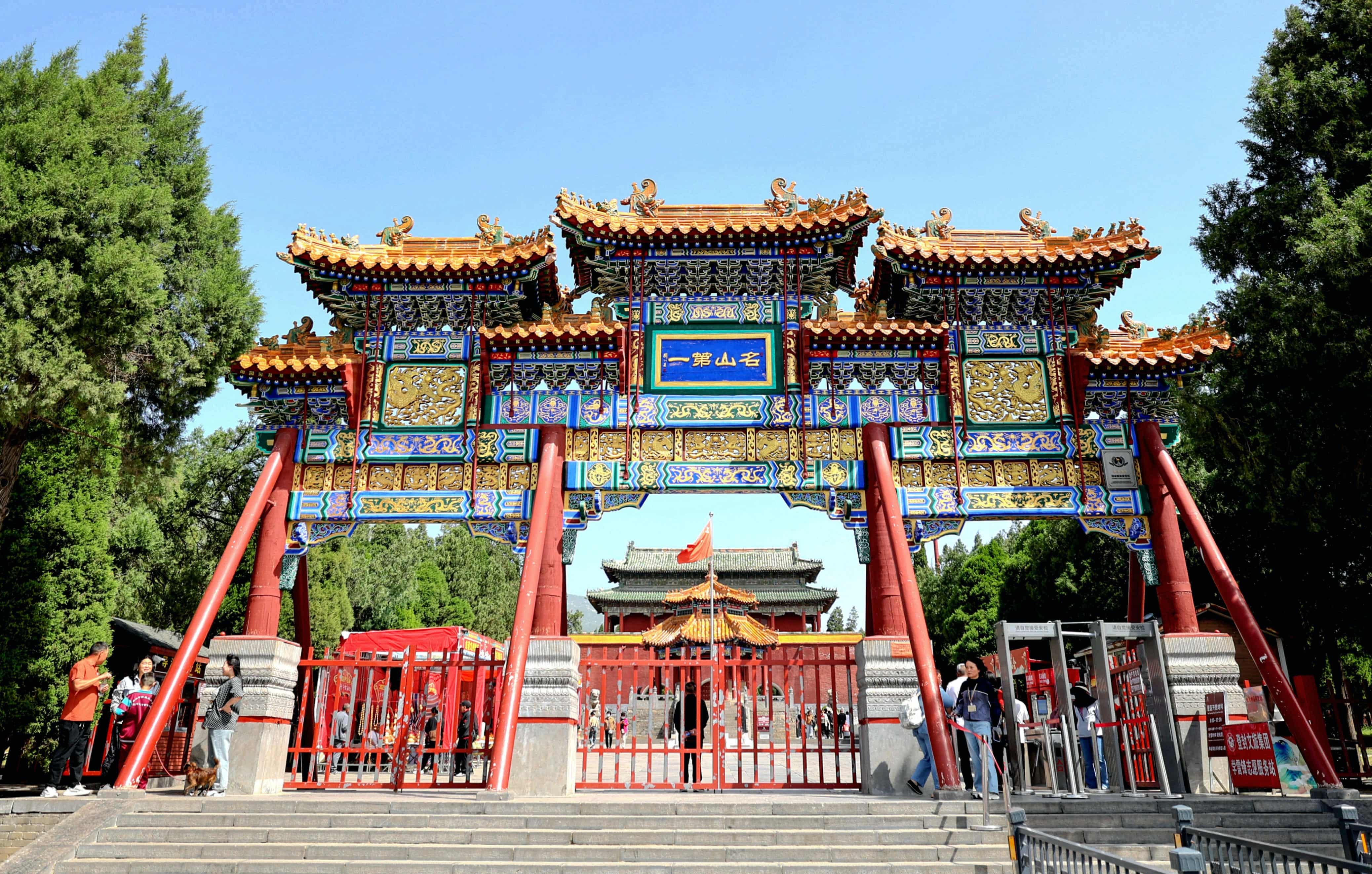 The timeless beauty of Zhongyue Temple