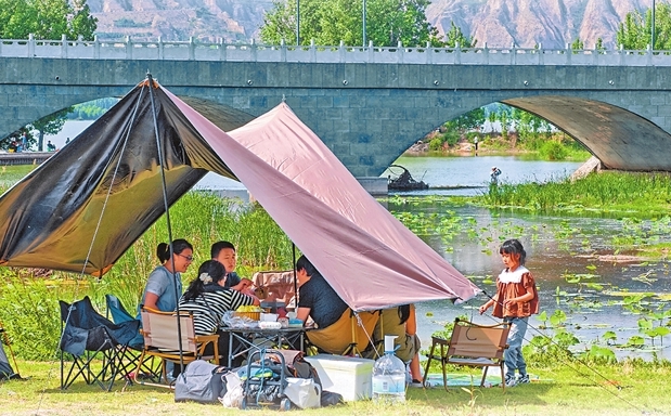 Henan's cultural and tourism market heats up in May Day holiday