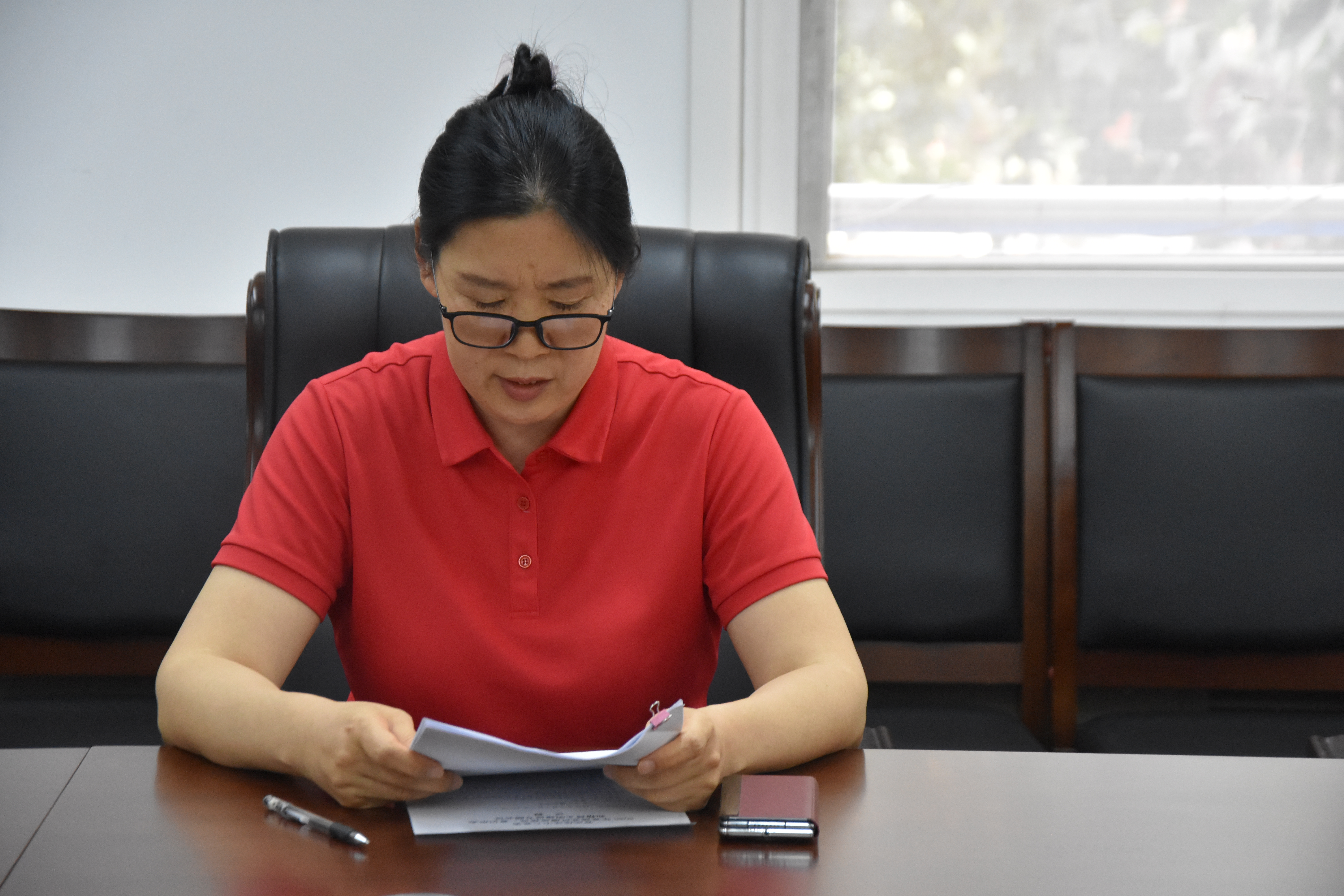 省武体冰中心召开2025年党建党风廉政建设和精神文明建设专题会议