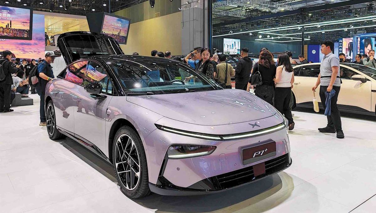 New models rev up sales for domestic automakers