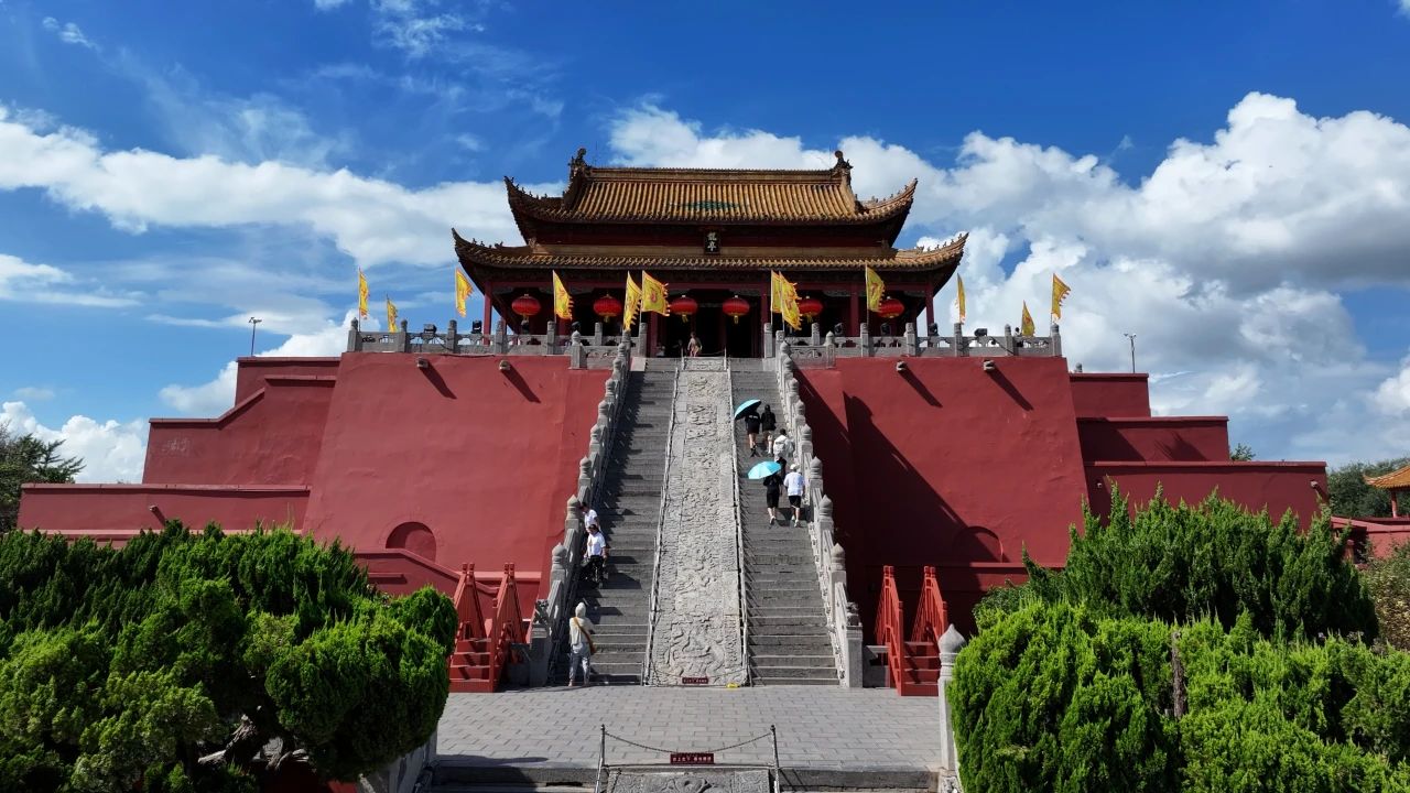 河南文物之窗︱北宋皇城遗韵的千年见证——龙亭大殿