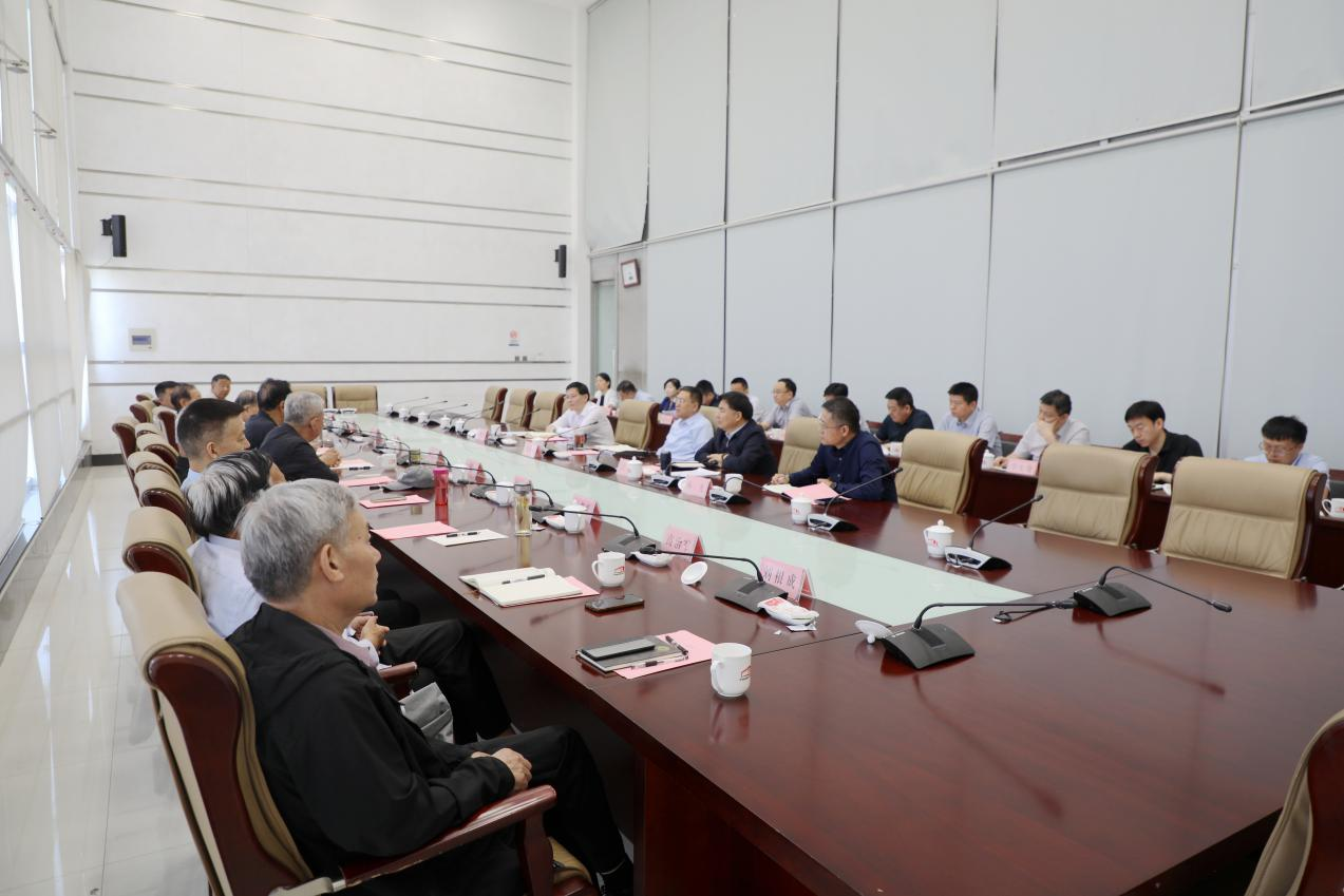 省委教育工委、省教育廳召開廳機關離退休幹部座談會