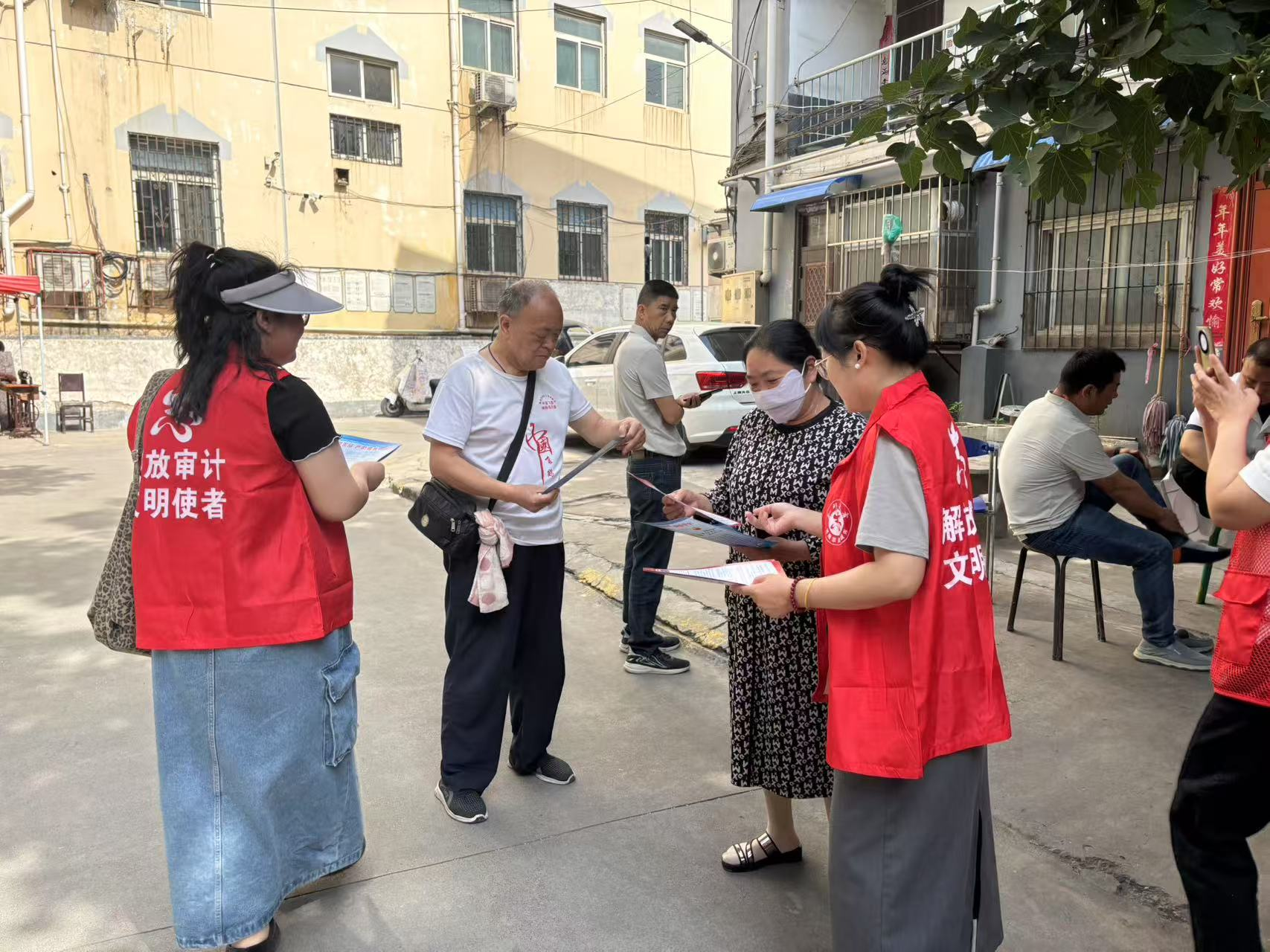 中医义诊进社区 健康服务暖人心