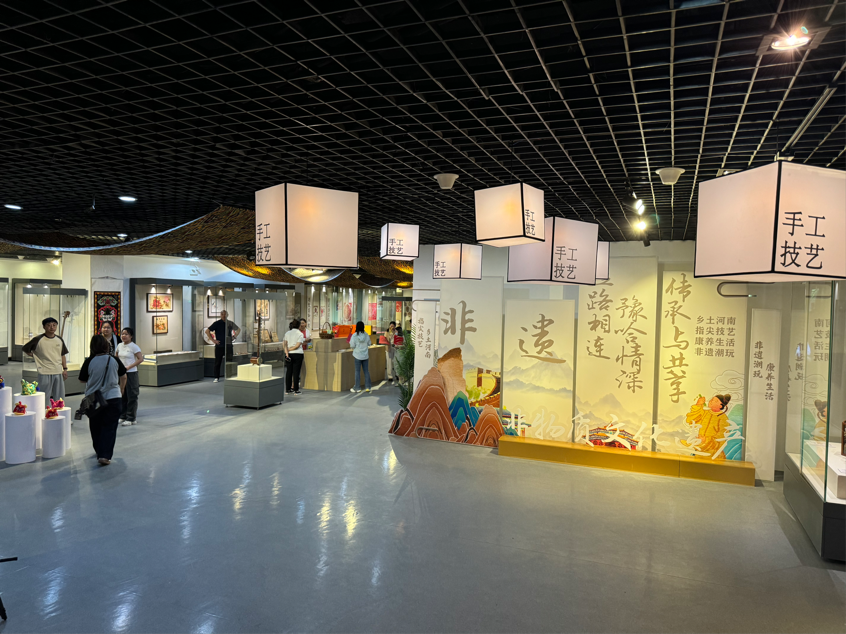 “丝路相连 豫哈情深——河南省非物质 文化遗产常设展”亮相哈密