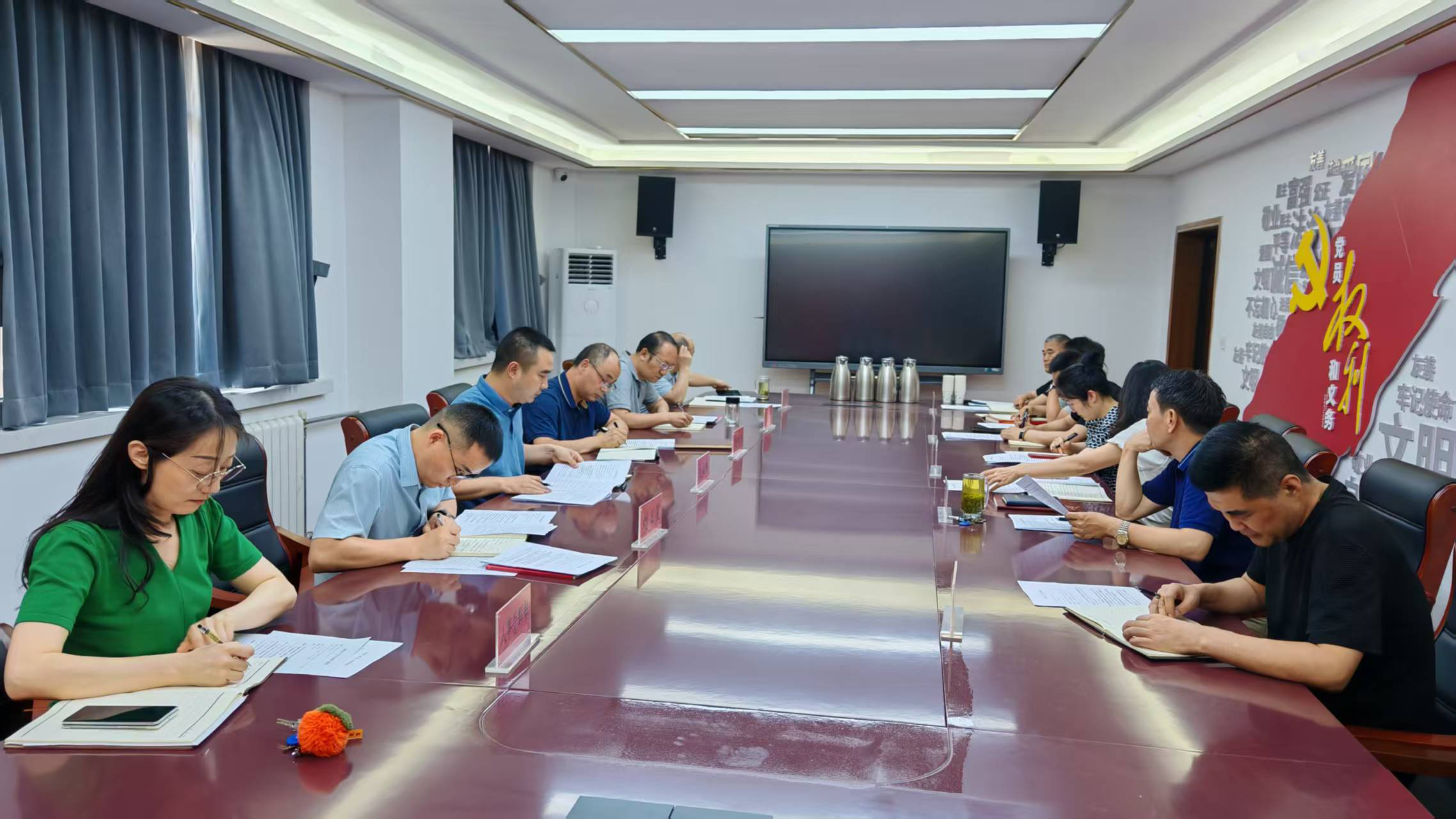 省科研平台服务中心开展党建工作检查与培训提升党建工作质效