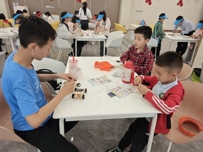 省科技厅组织开展河南省“科普少年行”科普研学活动