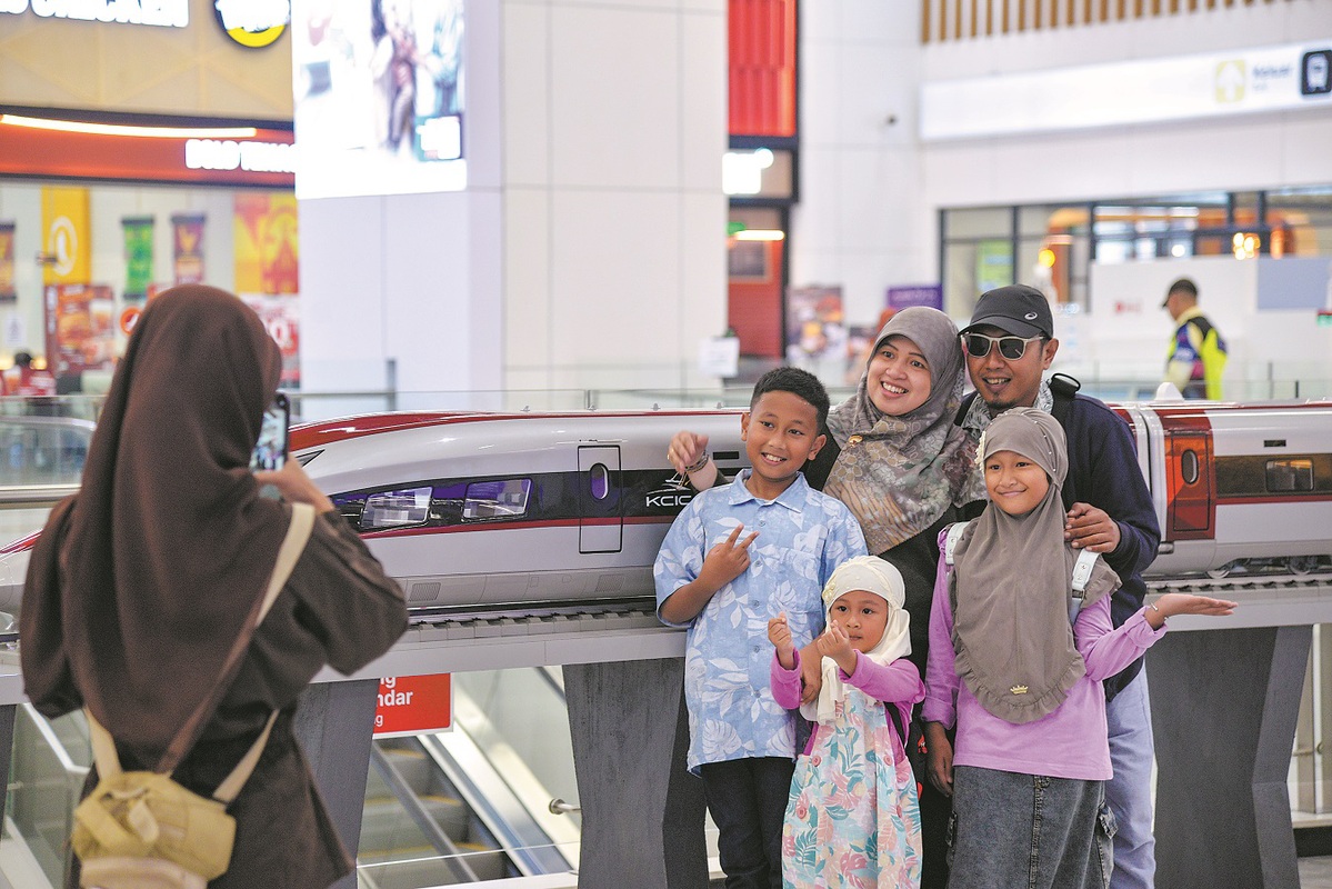 Sino-Indonesian bond grows stronger