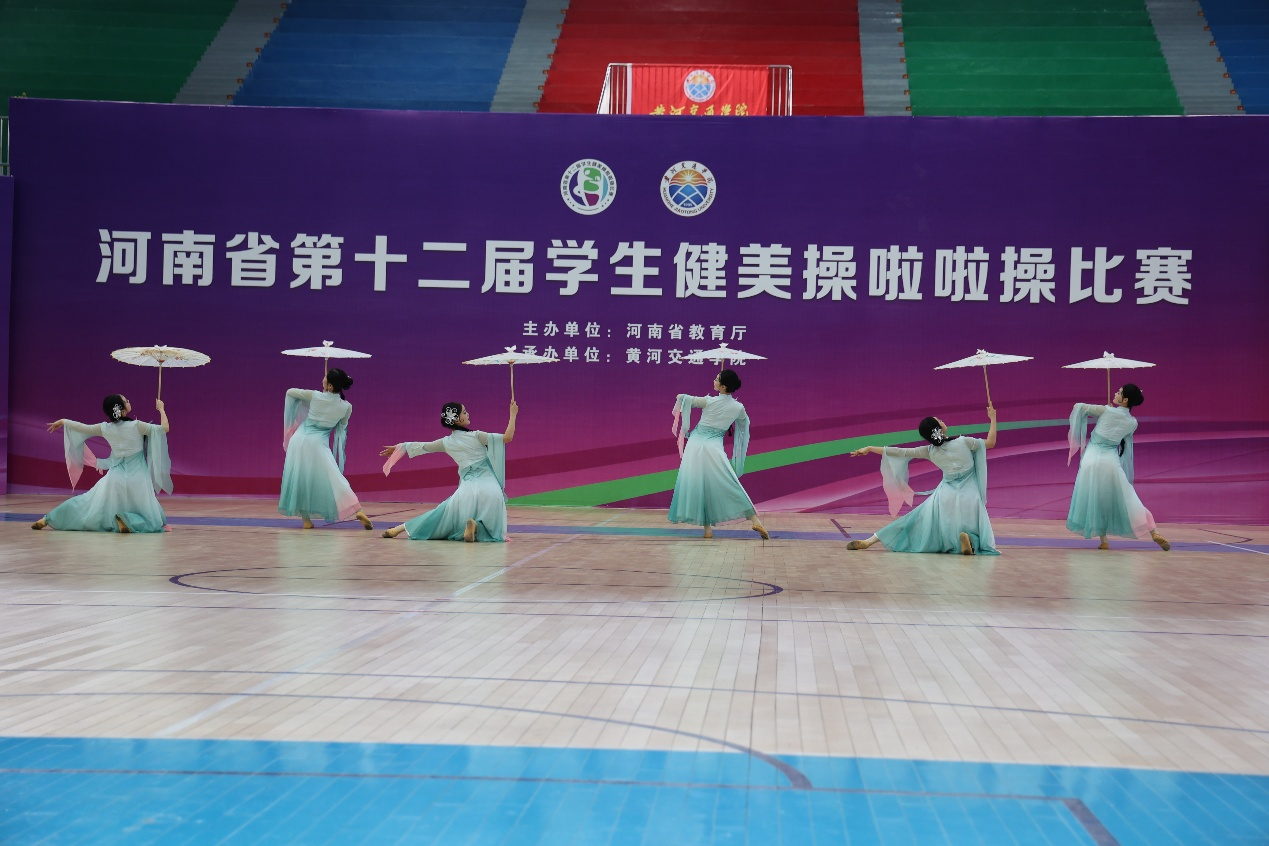 河南省第十二届学生健美操啦啦操比赛举办
