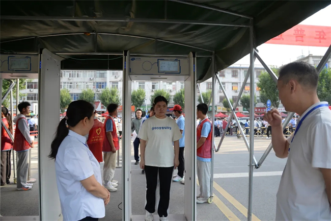 开考啦！多视角直击2025河南高考现场