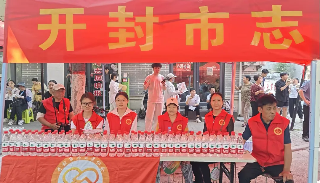 你奔赴考场的每一步，他们与你并肩战斗！