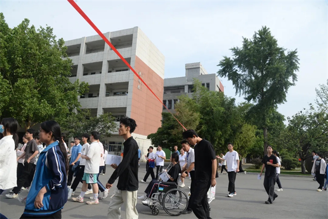 开考啦！多视角直击2025河南高考现场