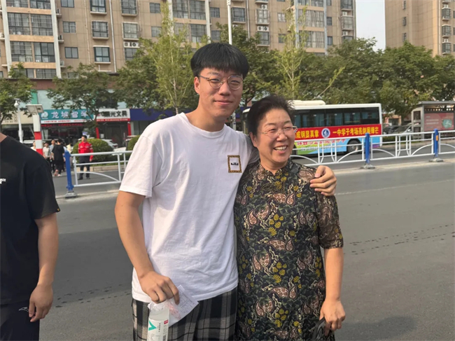 开考啦！多视角直击2025河南高考现场