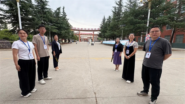 你奔赴考场的每一步，他们与你并肩战斗！
