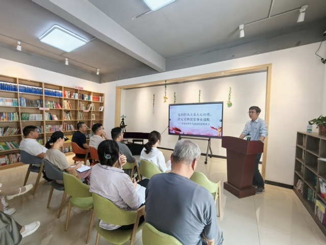 强作风 聚合力—— 郑州轻工业大学食品与生物工学院生物技术与工程系教工党支部与社区、幼儿园开展党建联建活动