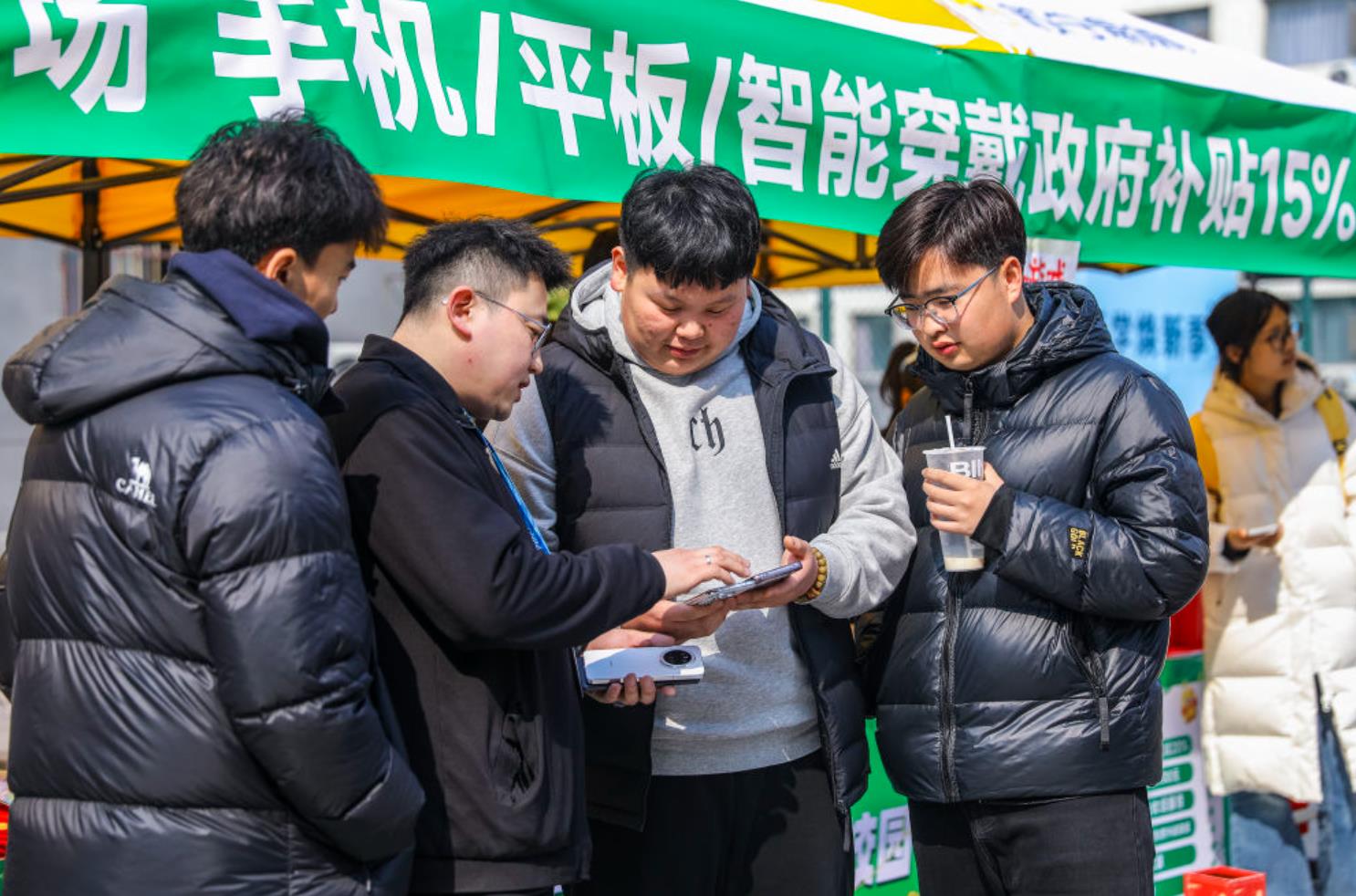 财经聚焦｜一些地区取消“国补”？不存在的——消费品以旧换新热点追踪