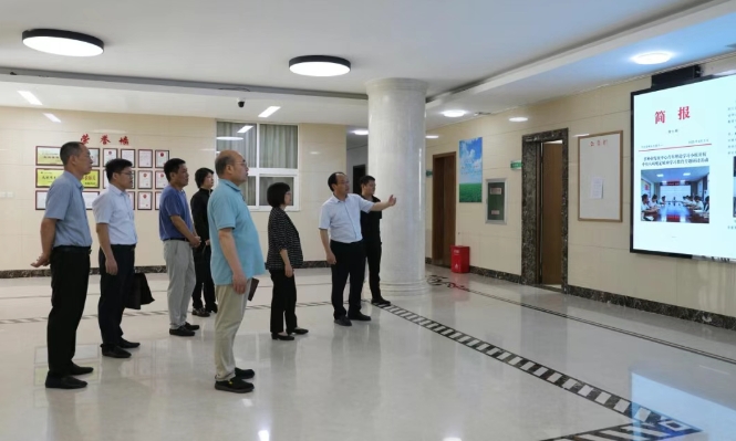 郝文胜赴省种业发展中心调研指导党风廉政建设工作