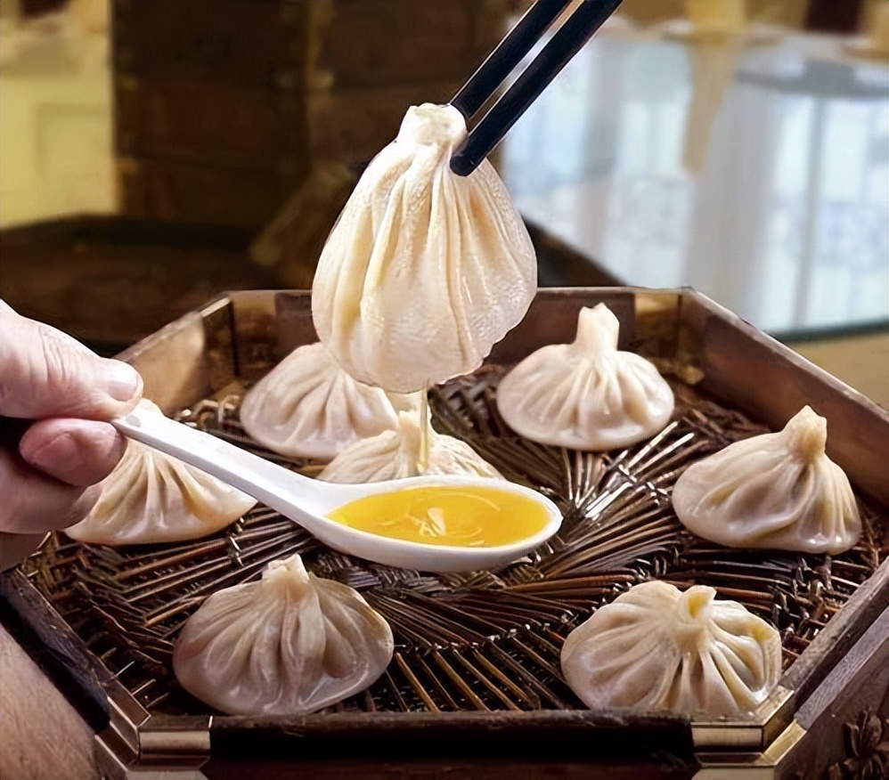 提起龙亭