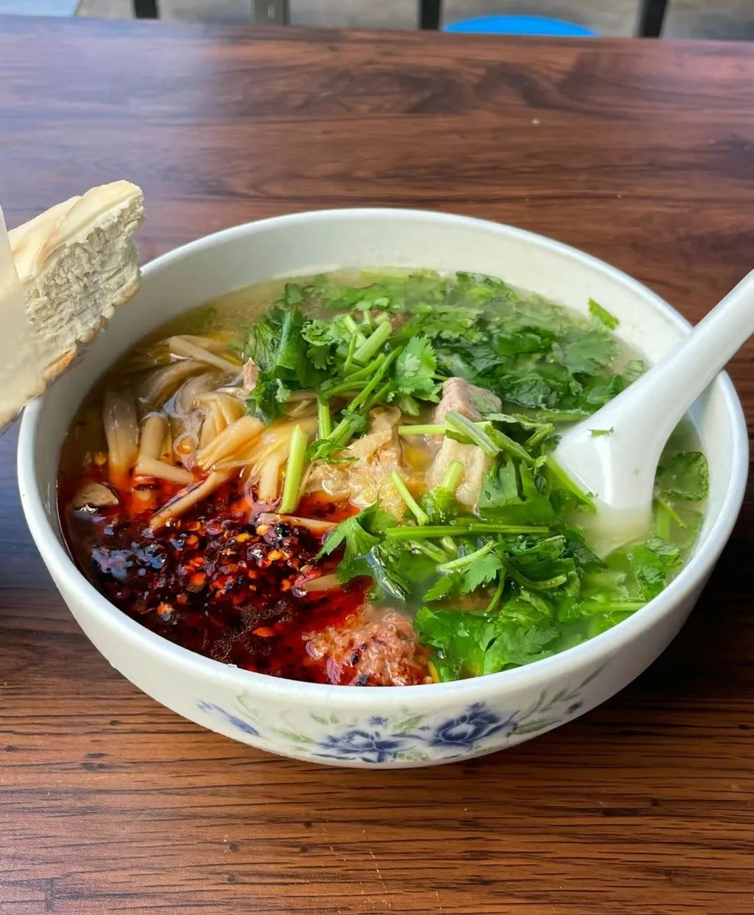 四味菜的鲜香撞进千年城墙