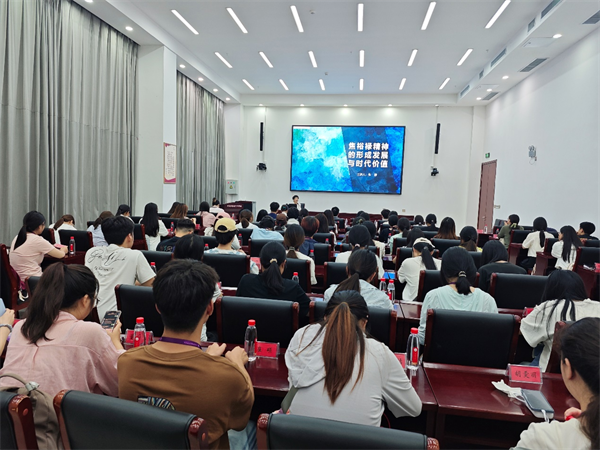 郑州大学政治与公共管理学院教工行政管理系党支部开展“传承焦裕禄精神 学思践悟强党性”主题党日暨红色研学活动
