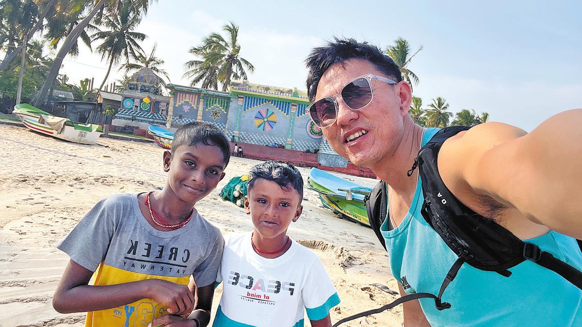 Adventurous souls take flight with weekend international travel