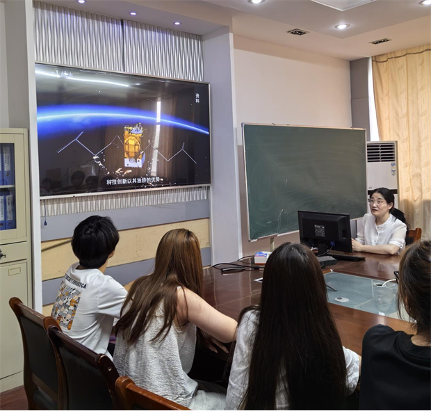 河南大学计算机与信息工程学院信息安全系党支部开展“担当教育新使命，奋进强国新征程——以实干担当献礼建党华诞”主题党日活动
