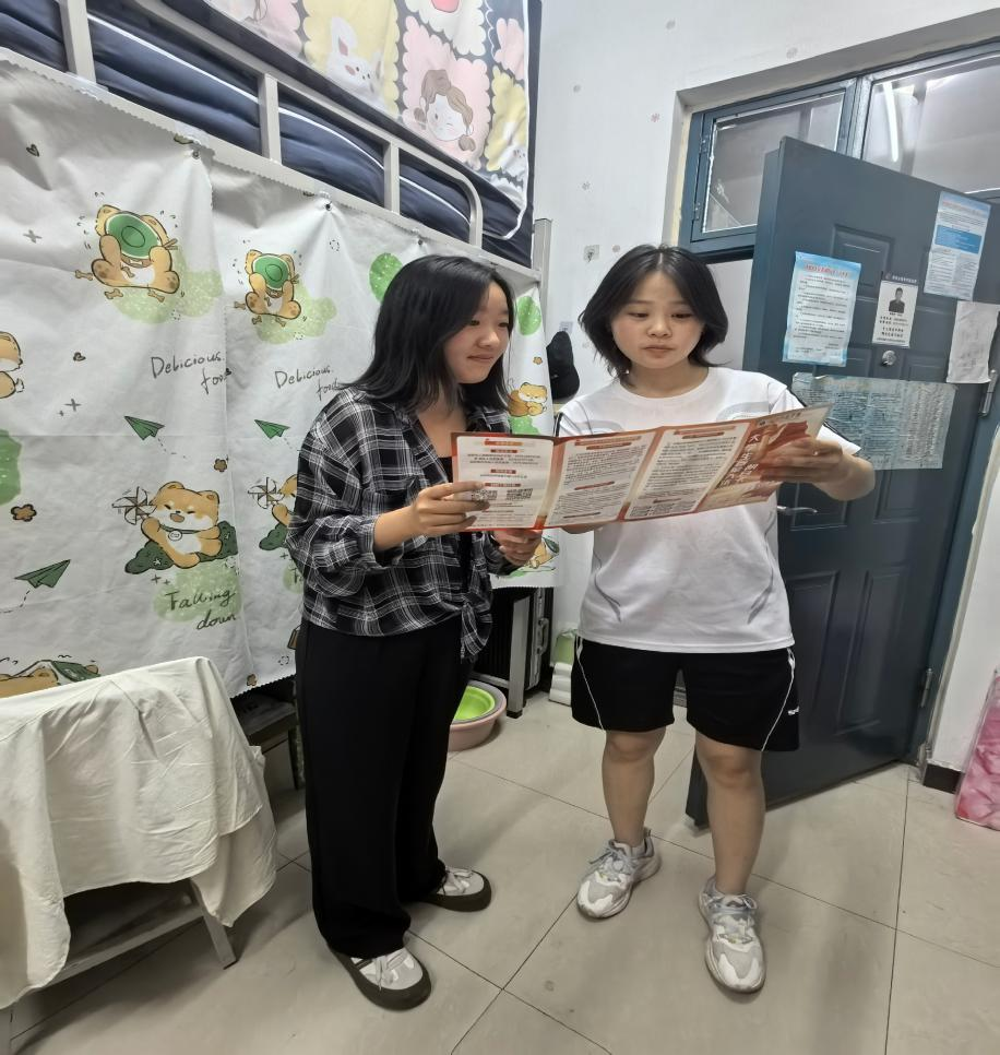 筑梦强军路，青春正当时—洛阳师范学院地理与旅游学院扎实开展征兵宣传系列活动