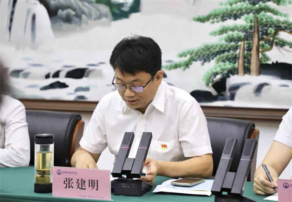 河南经贸职业学院金融学院：以“十个一”离校教育铸牢毕业生党员信仰之基