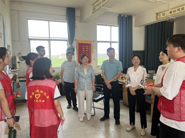 商丘师范学院化学化工学院：“党建带团建”赋能“三下乡”，助力乡村儿童七彩假期