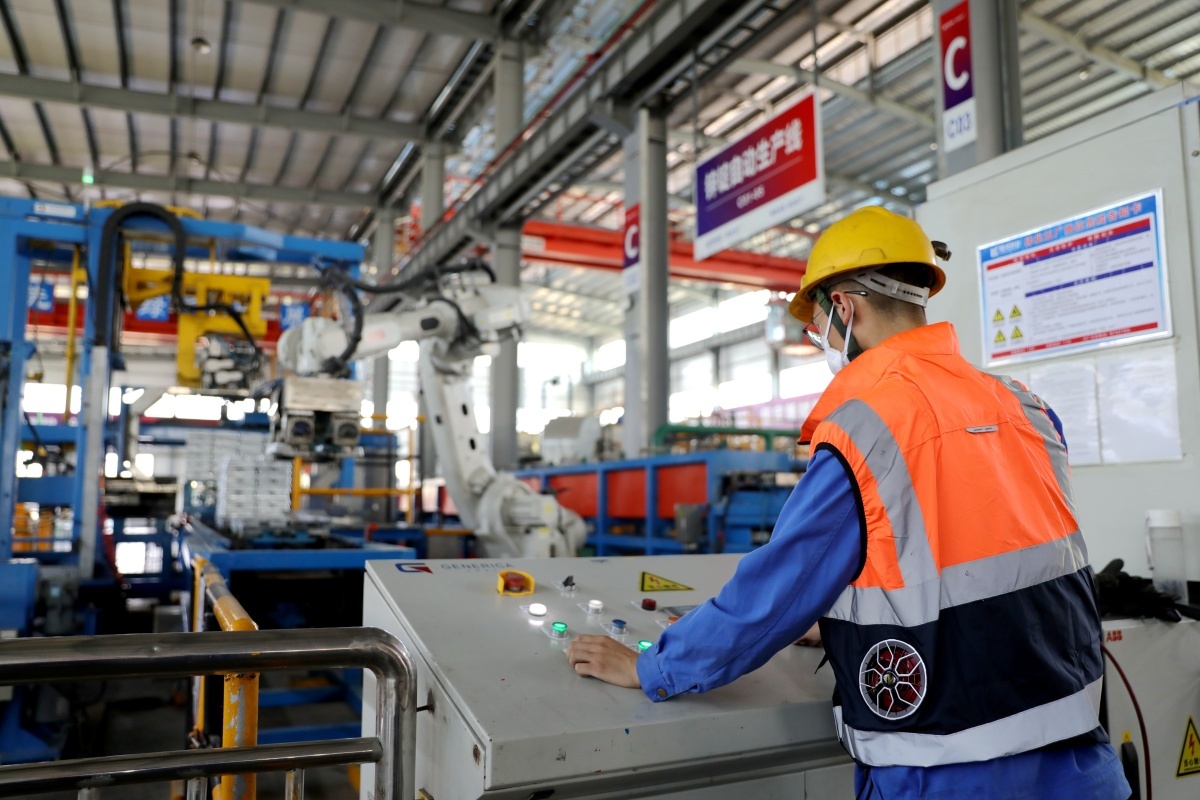 Cool gear, safe work