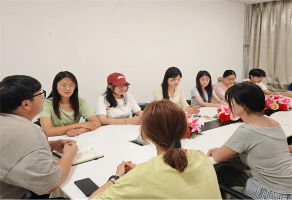 黄河科技学院商学部：党建领航凝合力，团建聚力助振兴