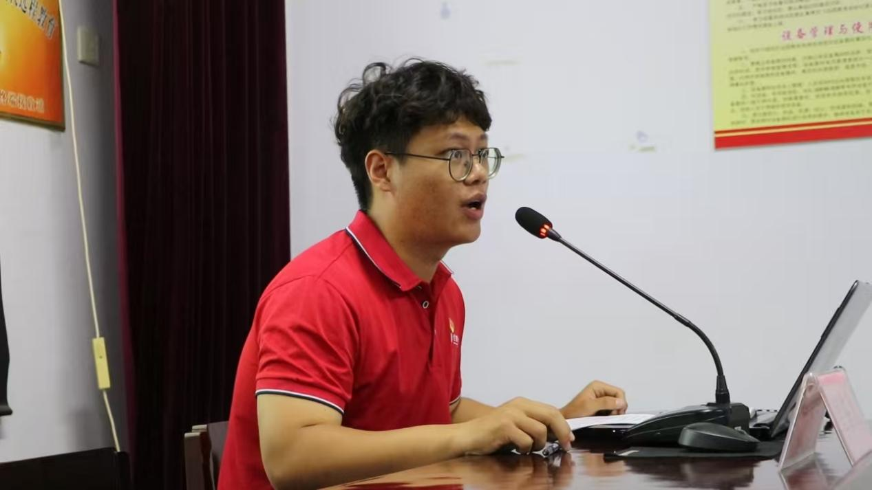 传承抗战精神 凝聚青春力量——安阳师院传媒学院学生第二党支部开展抗战主题宣讲活动