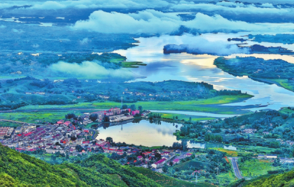 Xinyang embraces 'camping+' tourism trend
