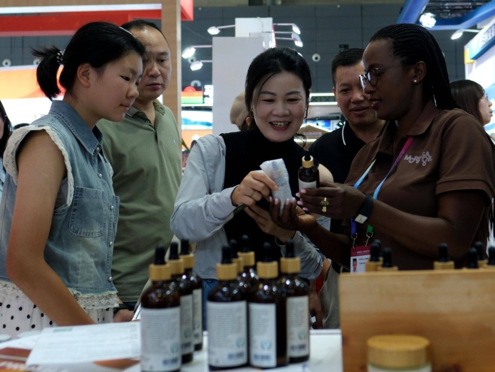 China implements zero-tariff policy for 53 African countries