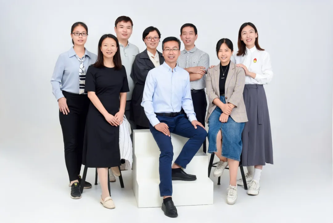 一点心理学 | 放弃“二手生活”，选择“一手体验”