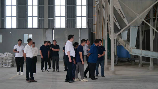 中国散协预拌砂浆专业委员会在巴州佳宇建材科技有限公司组织召开<br><br>预拌砂浆行业区域性重点实验室项目专家组考察评估座谈会