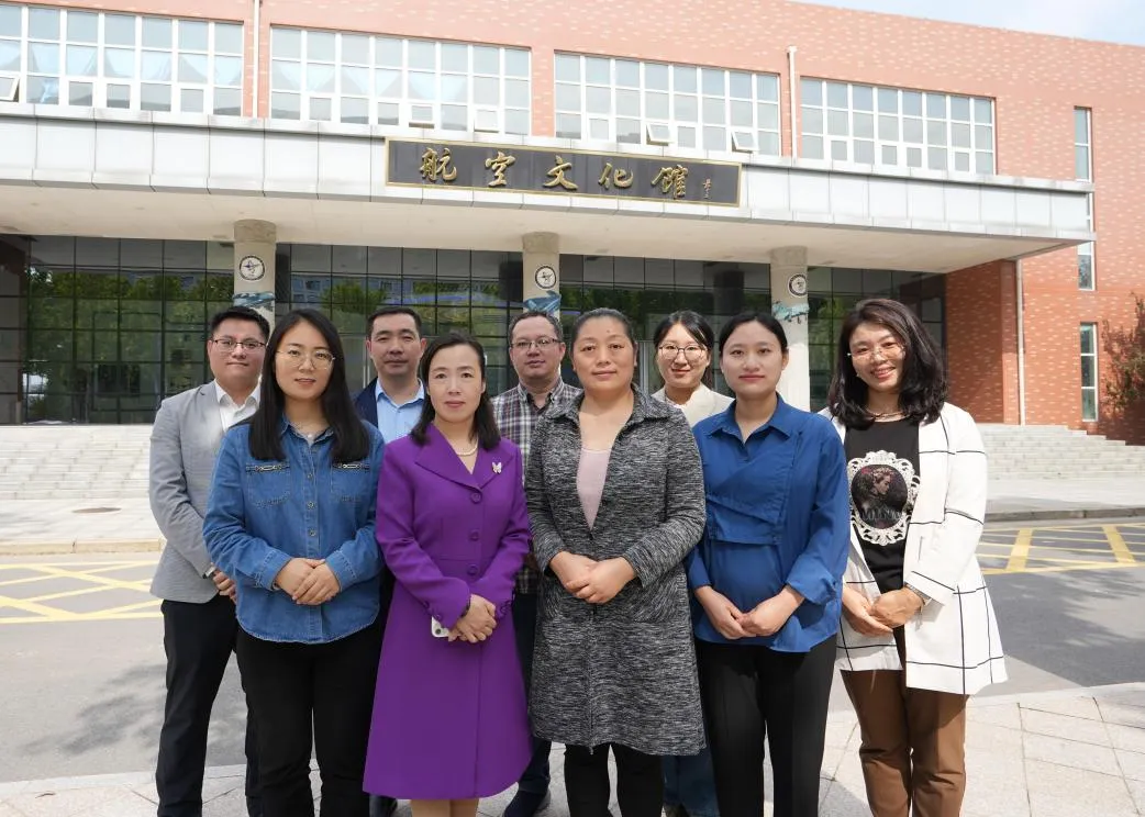 一点心理学 | 是谁小小年纪，就已经一把年纪了