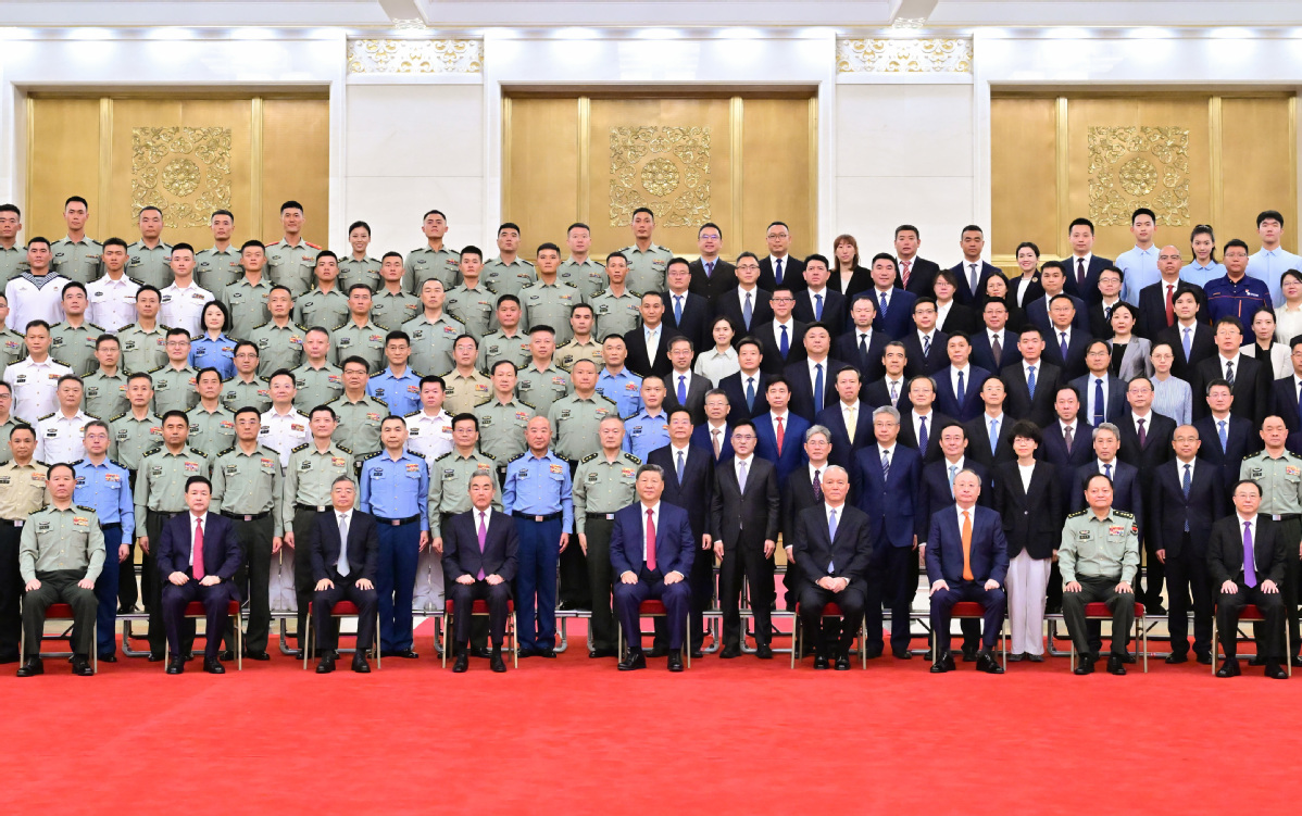 Xi: V-Day events bring positive energy