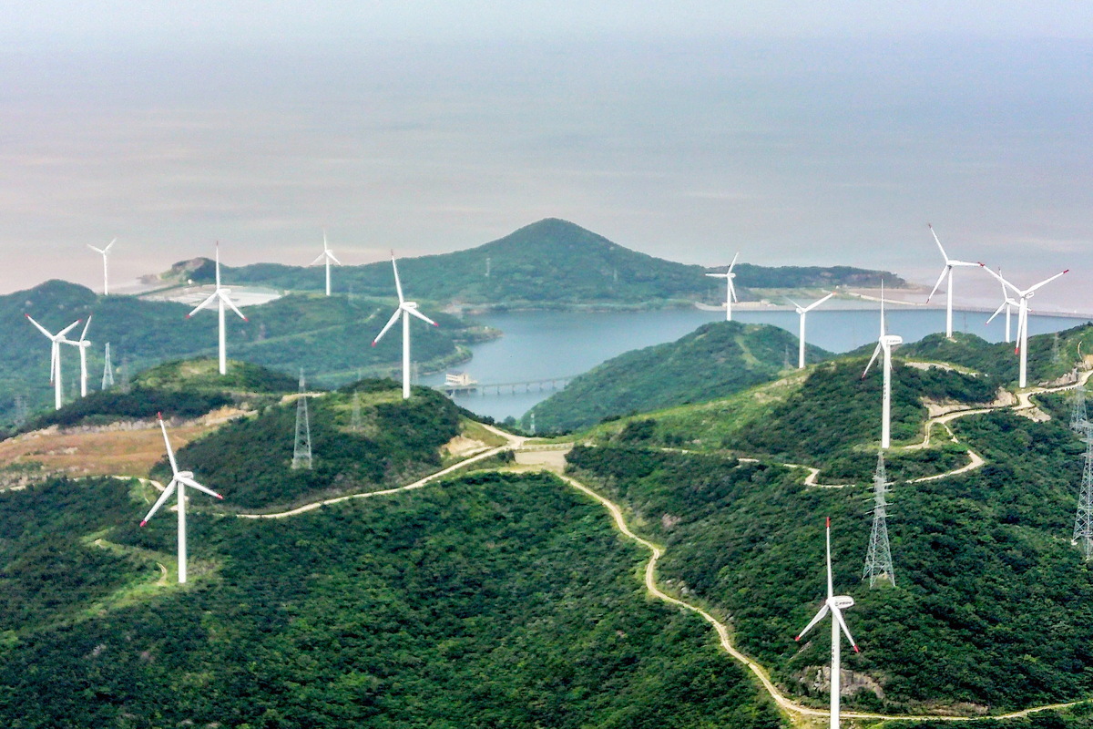 China's carbon emissions trading market operating smoothly