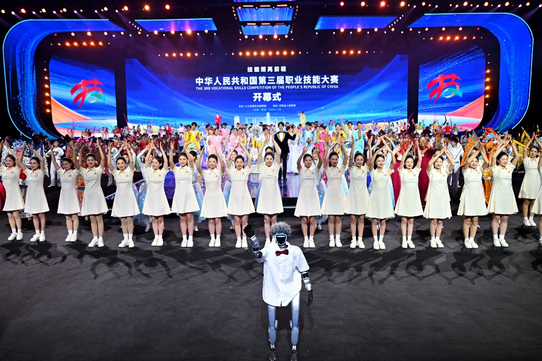 Participation soars at 3rd vocational skills contest in Henan