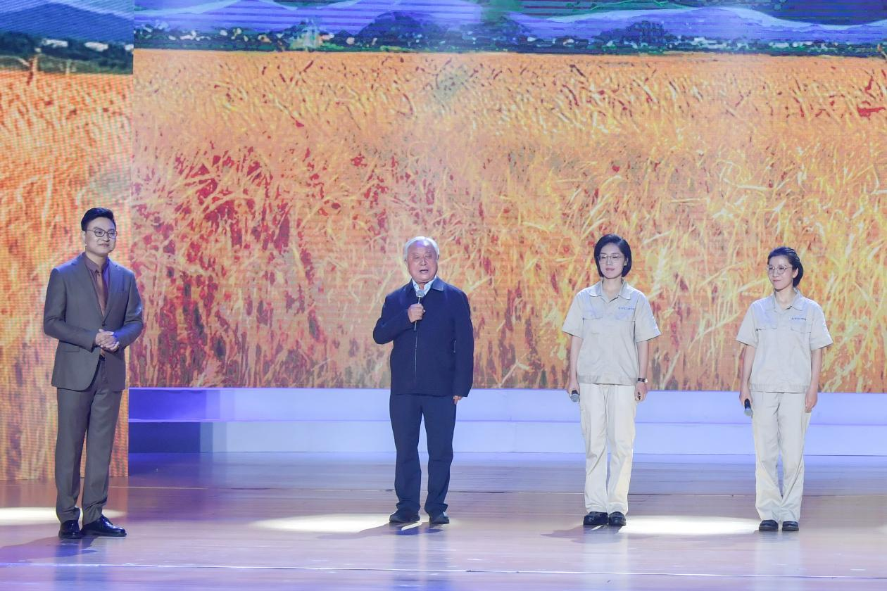 打造沉浸式思政课新范式！2025年河南省秋季开学思政第一课火热开讲