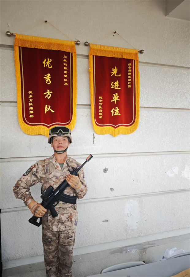 焦作大学土木建筑工程学院优秀毕业生参加九三阅兵 所在方队荣获优秀称号