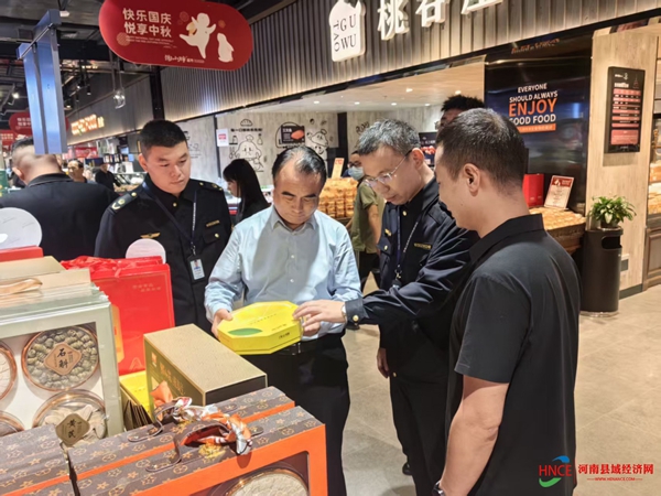 商丘睢阳区市场监管局护航双节开展知识产权保护专项行动