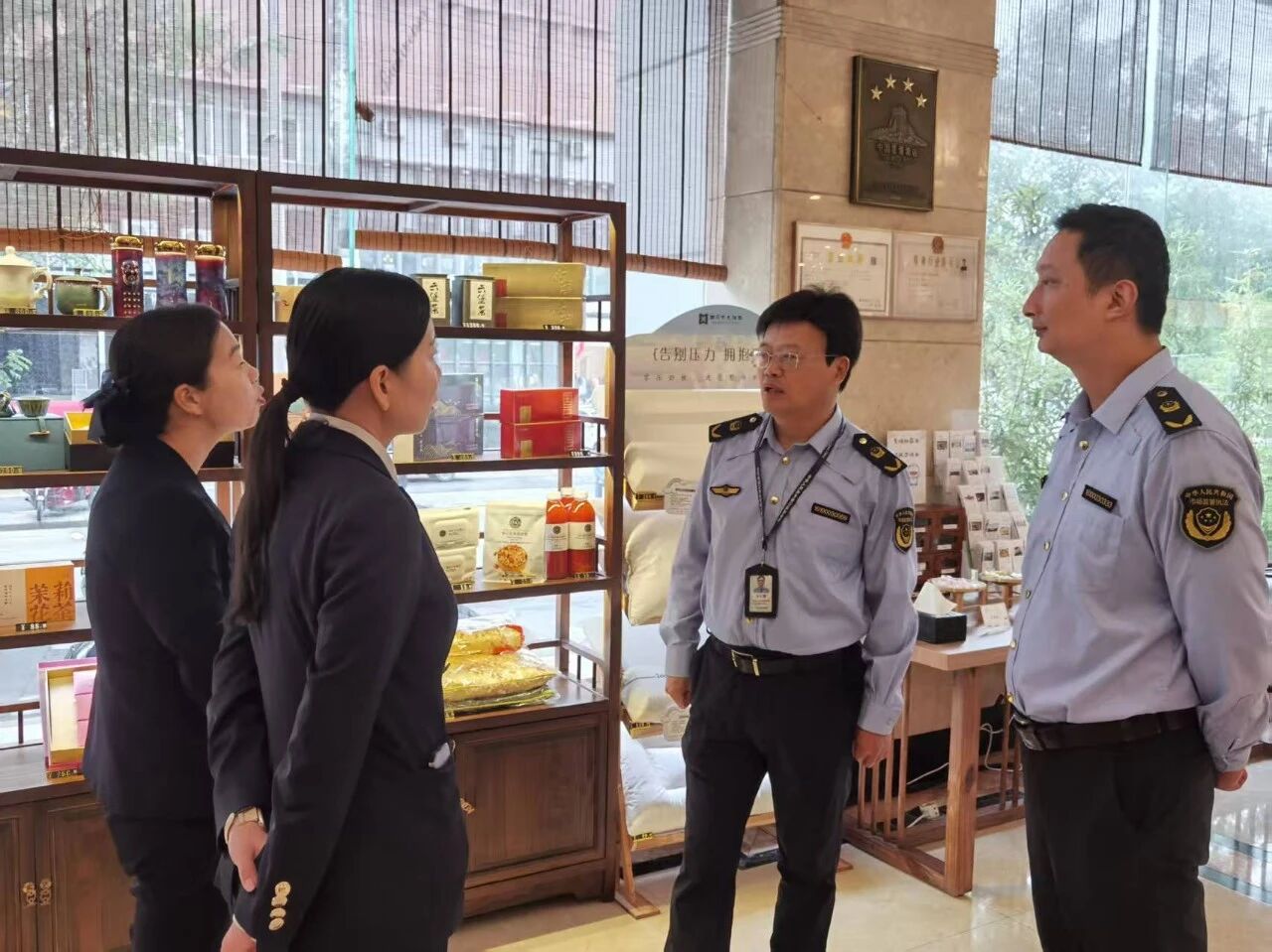 “双节”期间河南市场监管全力守护民生（一）