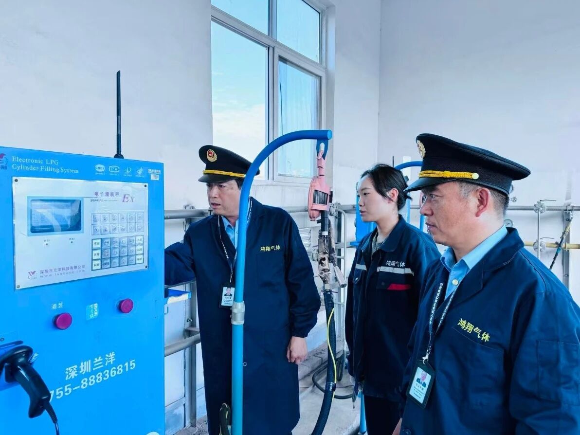 “双节”期间河南市场监管全力守护民生（一）
