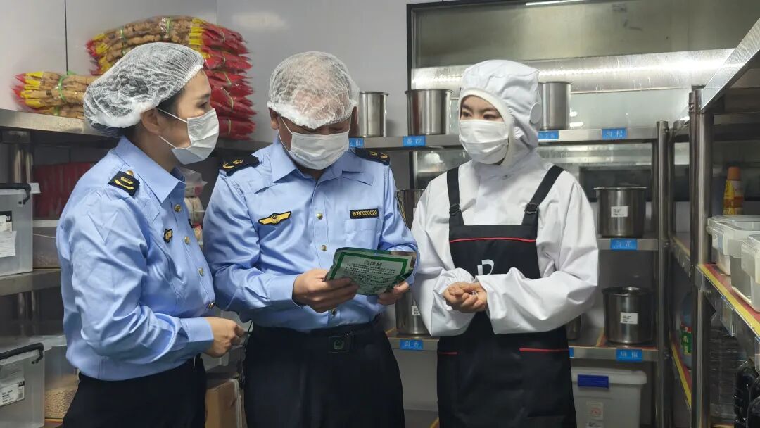 “双节”期间河南市场监管全力守护民生（三）