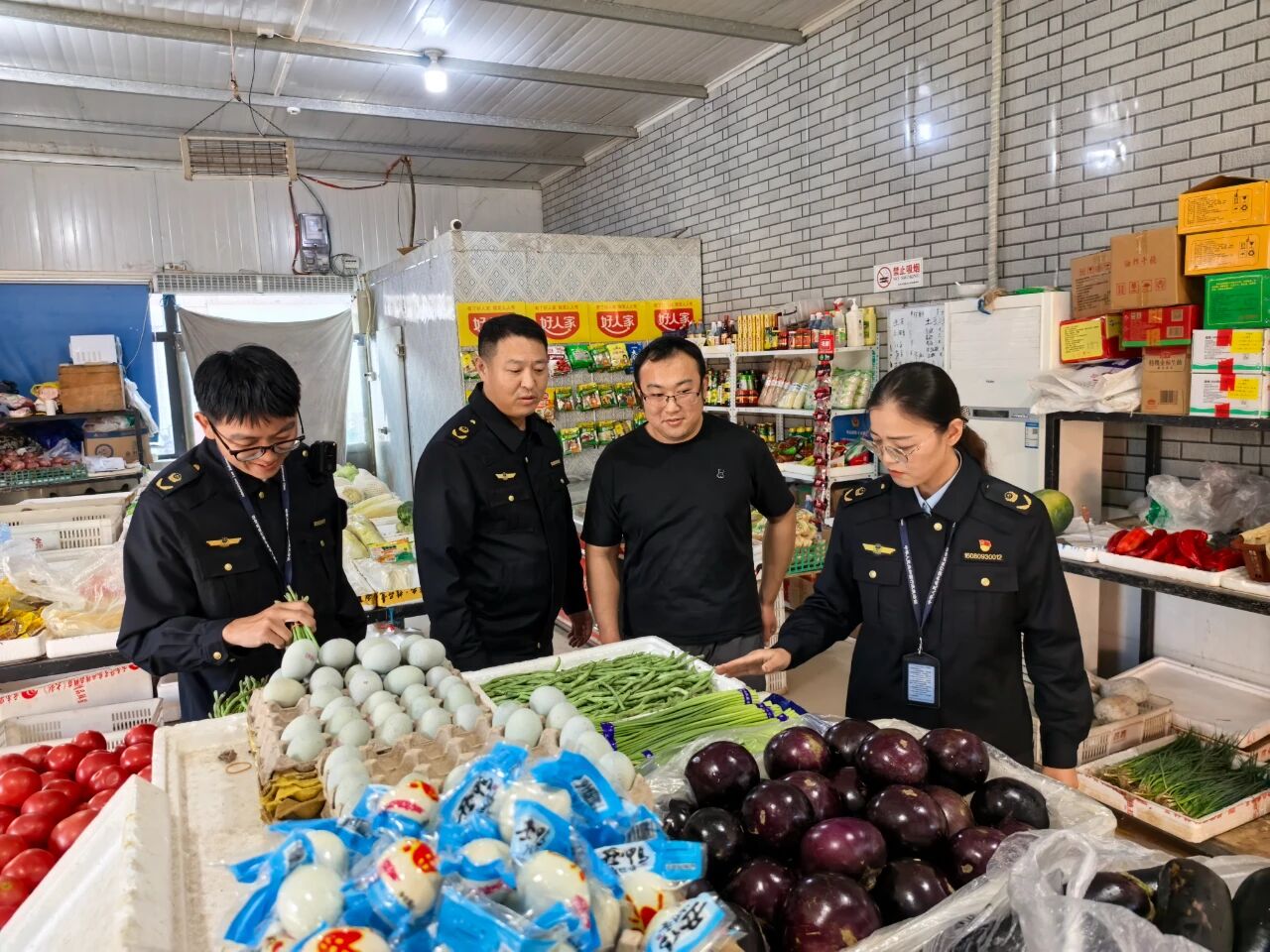 “双节”期间河南市场监管全力守护民生（四）