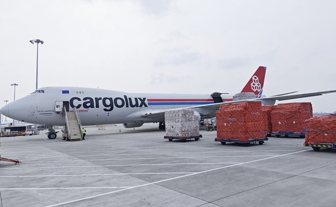 Zhengzhou Airport Port sees record high in international cargo flights