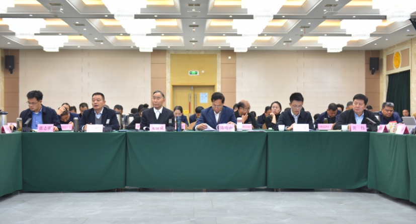 丹江沿線桑蠶產(chǎn)業(yè)高質(zhì)量發(fā)展座談會(huì)在淅川縣召開 丹江沿線桑蠶產(chǎn)業(yè)高質(zhì)量發(fā)展座談會(huì)在淅川縣召開